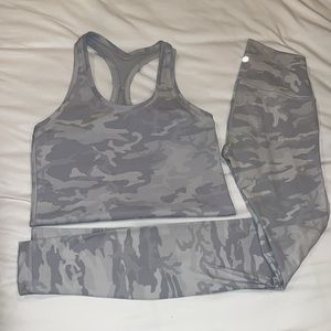 Lululemon Luxtreme Set in Incognito Camo Jacquard Alpine White Starlight
